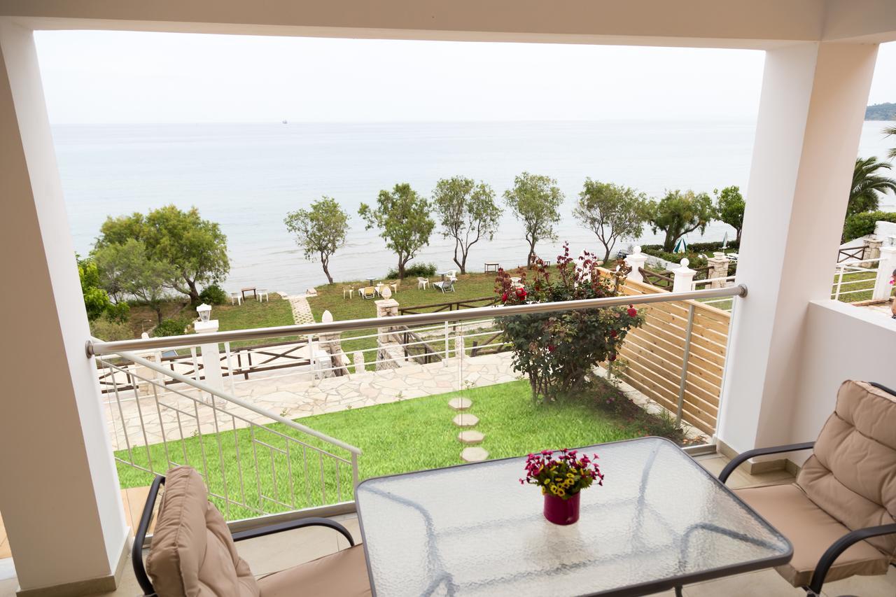 Laura Beach House Alykes  Exterior foto